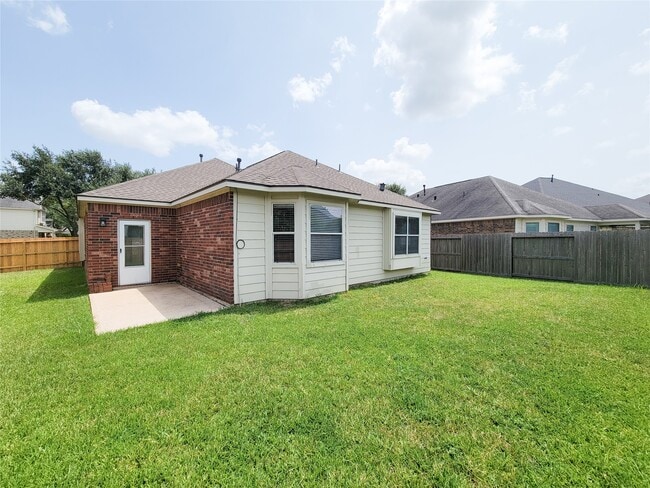 Building Photo - 17207 Mossbriar Ln