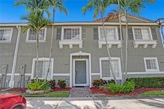 Building Photo - 5967 Glasgow Way