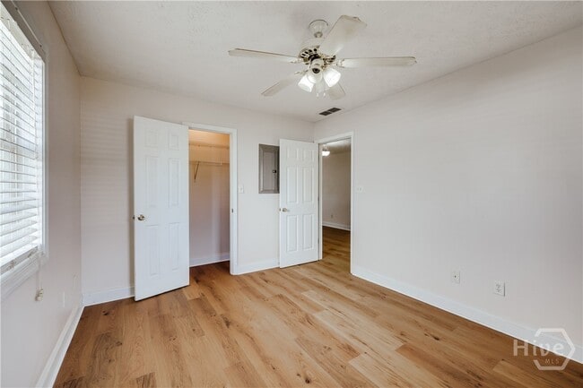 Building Photo - 275 Westchester Cir