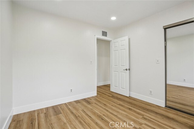 Building Photo - 6232 Albion Dr
