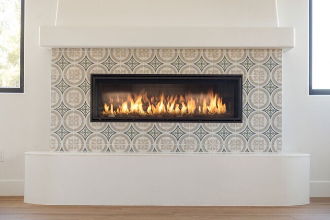 Building Photo - Luxurious Living in Rancho San Diego: Custom Built Home for Rent $5,095