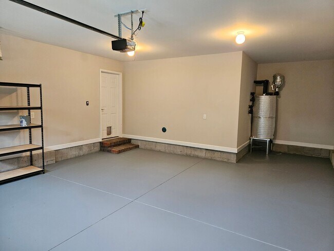 Building Photo - Charming 3-bedroom, 2-bathroom unfurnished home - No HOA - Sneads Ferry