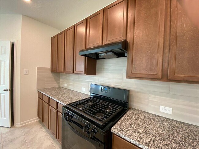 Building Photo - 28319 Aperture Ct