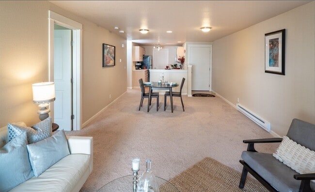 Building Photo - Kirkland 2BR Condo Near Waterfront, Shops & Trails, 2 parking spaces