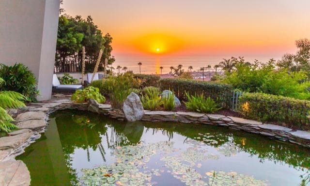 Building Photo - 724 Muirlands Vista Way