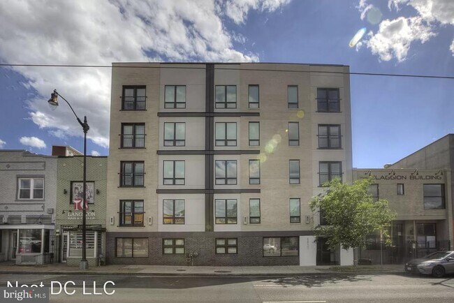 Building Photo - 1827 Benning Rd NE