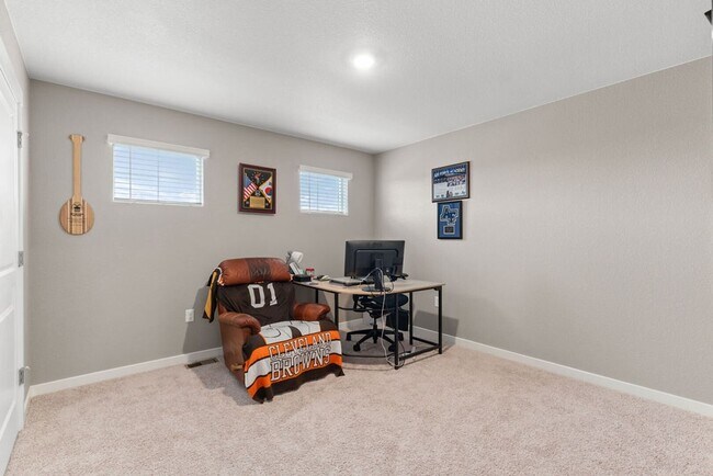 Building Photo - 2186 Prairie Smoke Dr