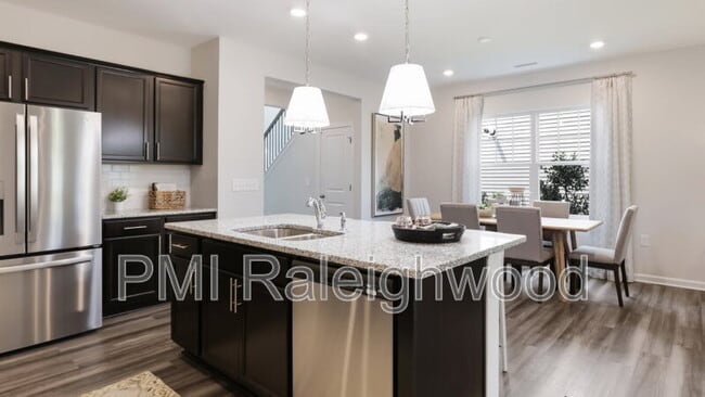 Building Photo - 1060 Maple Br Cir
