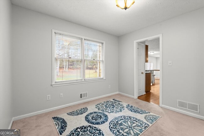 Building Photo - 115 Rockhurst Chase