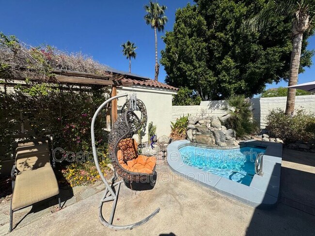 Building Photo - 43584 Via Magellan Dr