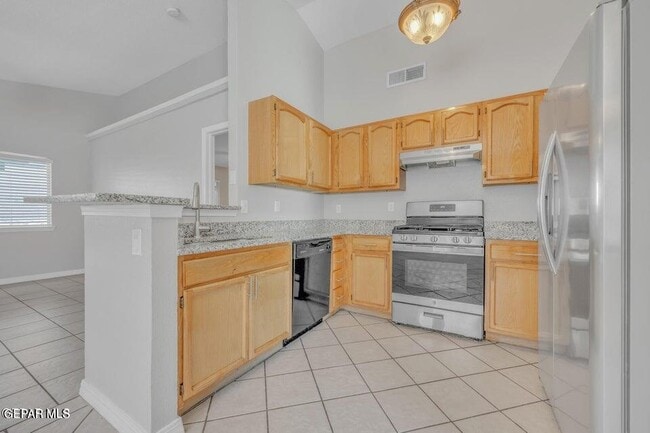 Building Photo - 12255 Via Del Rio