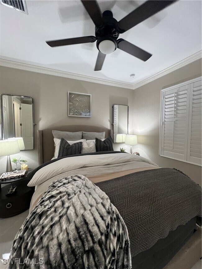 Building Photo - 9081 Albion Ln S