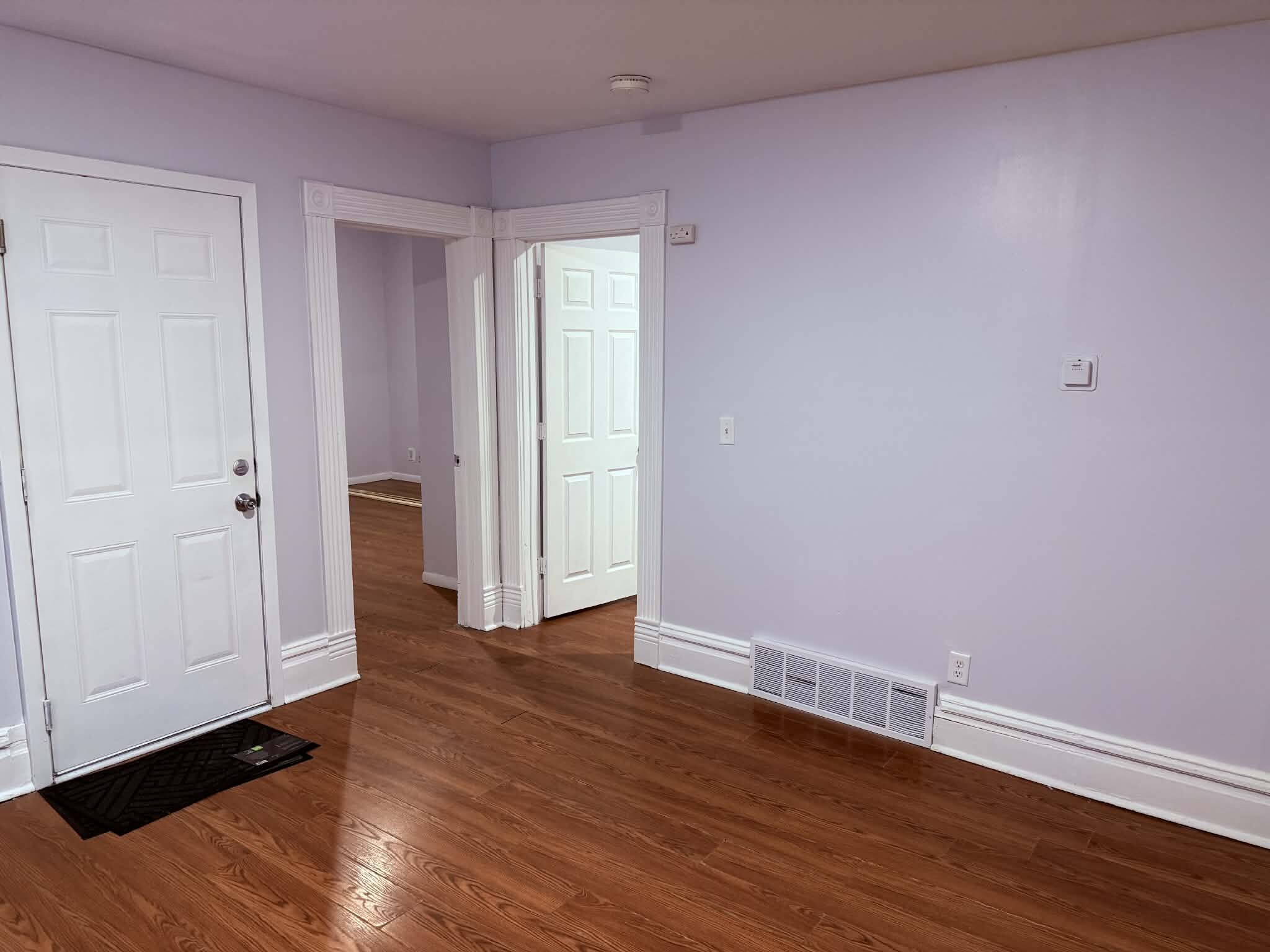 Building Photo - 759 Charles Ave