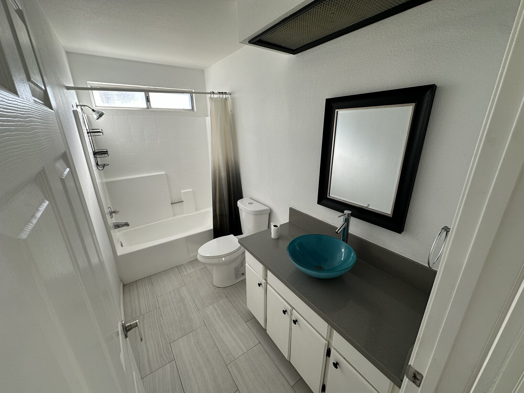 Building Photo - 4732 Katrina Pl