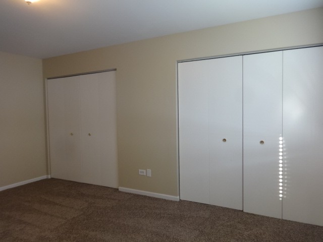 Building Photo - 816 Shorewood Dr