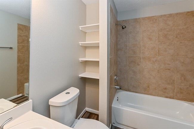 Building Photo - 10939 Mockingbird Pl