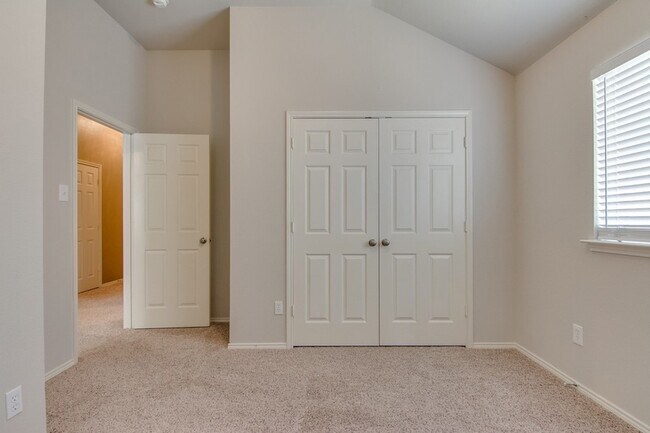 Building Photo - 12524 Panorama Dr
