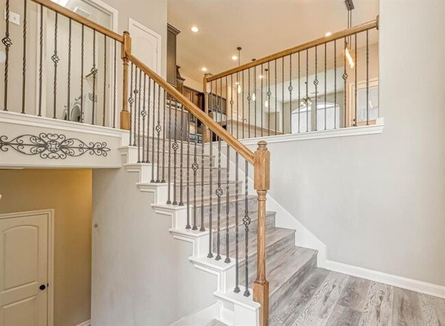 Building Photo - 123 Mimosa Silk Ct