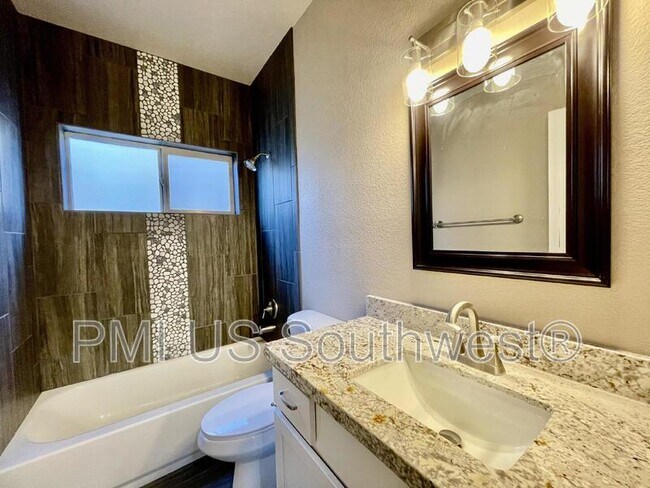 Building Photo - 2259 E Robby