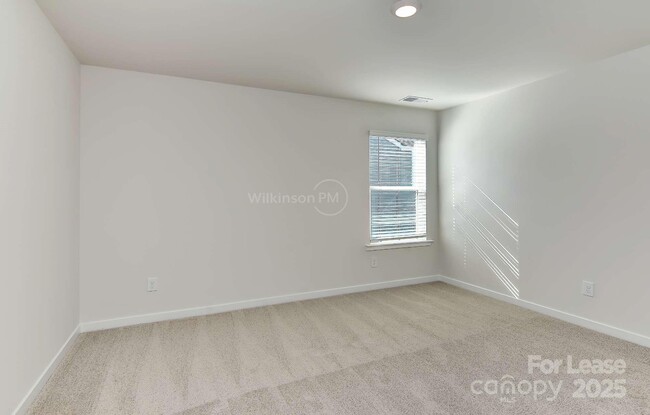 Building Photo - 149 Parker Claire Ln