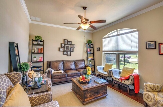 Building Photo - 14712 Crystal Beach Ln