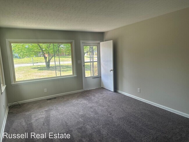 Building Photo - 3 br, 1 bath House - 318 Jefferson Drive