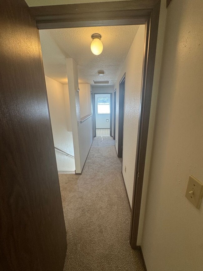 Building Photo - 3bd/1.75ba Seattle Home
