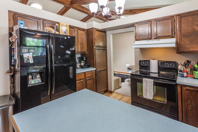 Building Photo - 3 Bedroom 2.5 Bath in Parkwood, Fort Collins
