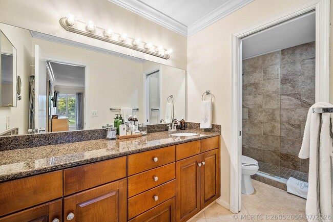 Building Photo - 4595 Kittiwake Ct
