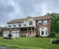 Building Photo - 13529 Persian Ct