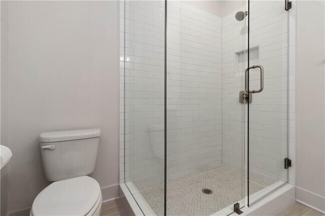 Building Photo - 964 N Circle Dr NW