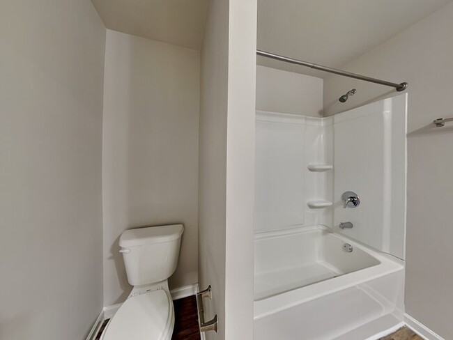 Building Photo - One Month FREE Move-in Special!