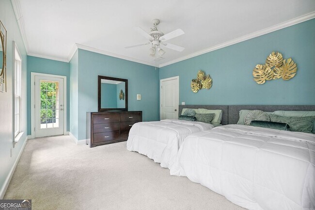 Building Photo - 11140 W Rd