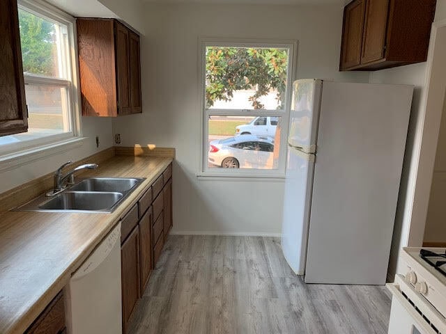 Building Photo - 8337 Dunbarton Ave