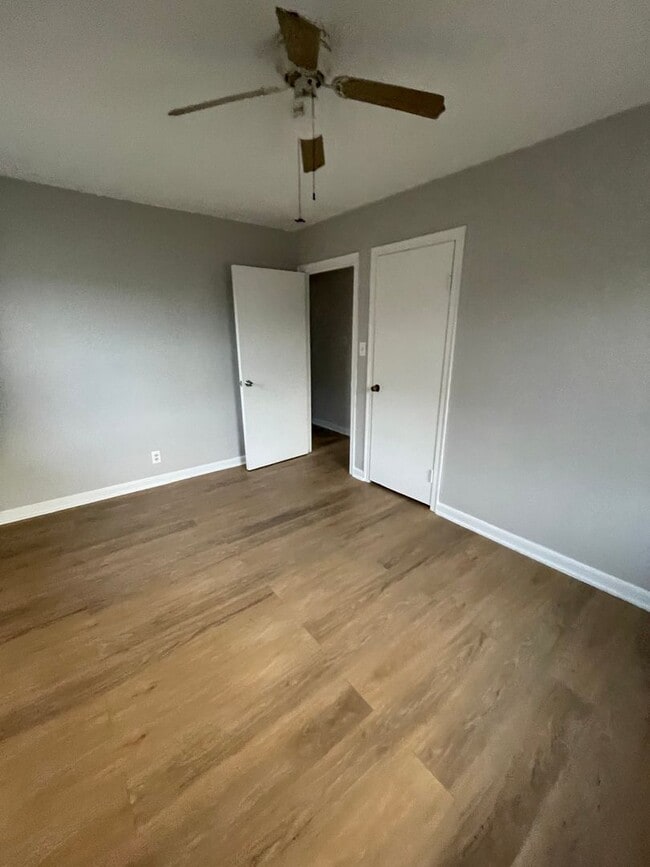 Building Photo - 3155 N 52nd St