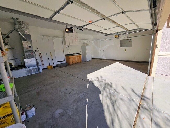 Building Photo - 3 car garage house near Mayberry Park and the Truckee River