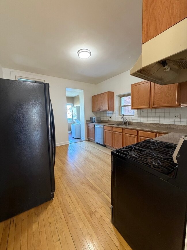 Building Photo - 3737 S Damen Ave