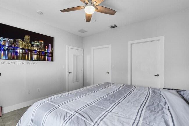 Building Photo - 1515 SW 65th Pl