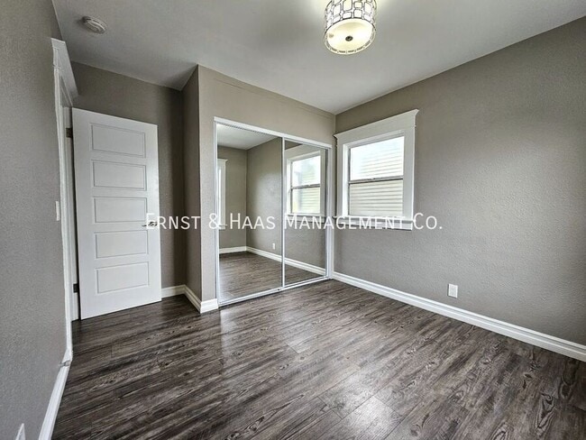 Building Photo - 755 Elm Ave