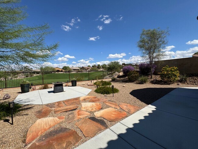 Building Photo - Luxurious Furnished Golf Course Short-Term Rental