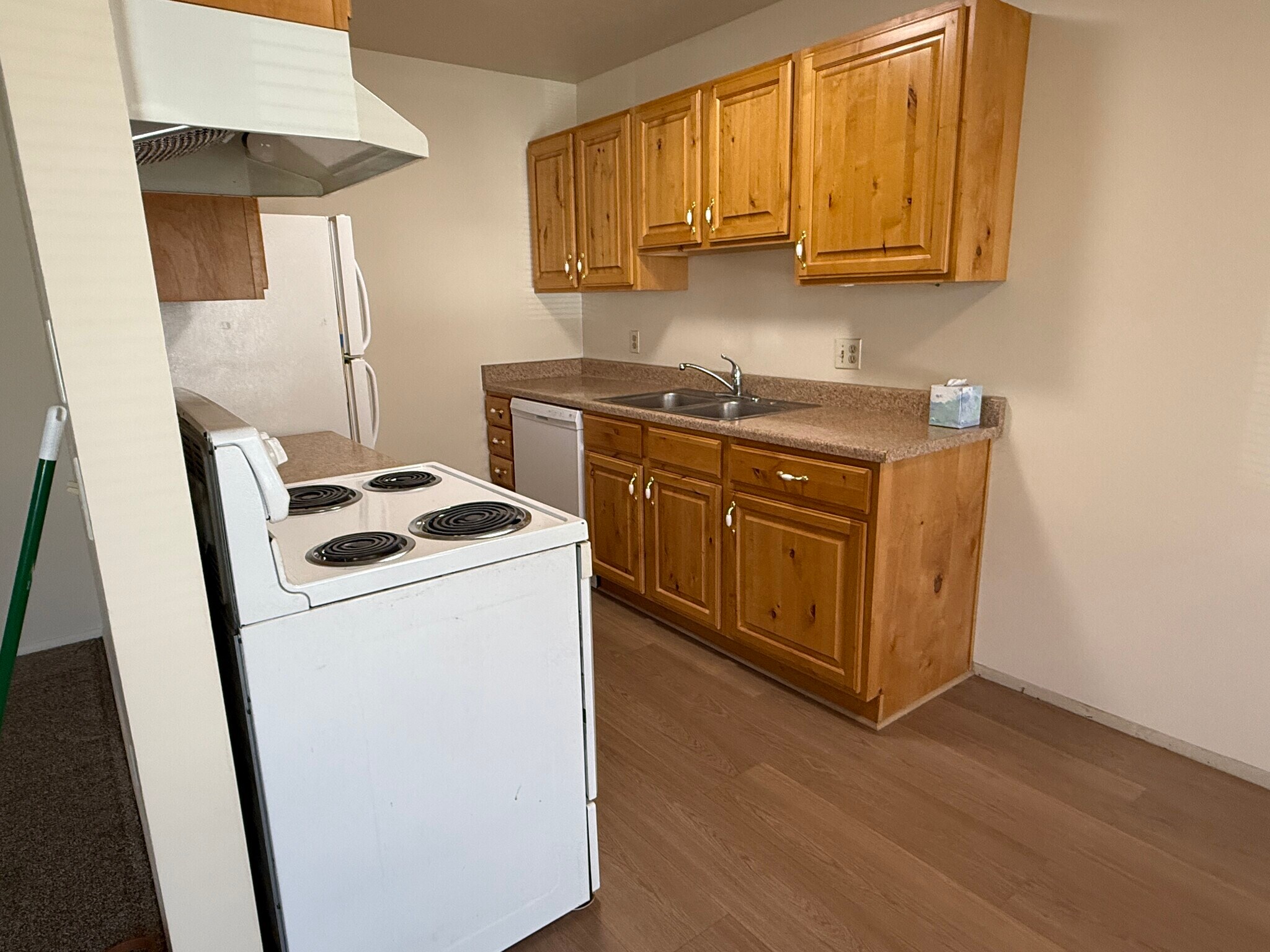 Building Photo - 3943 S 700 W