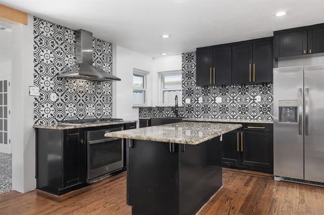 Building Photo - 9929 Gooding Dr