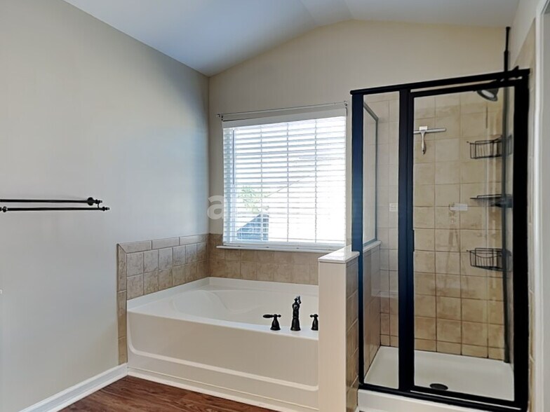 Building Photo - 3 Byswick Ct