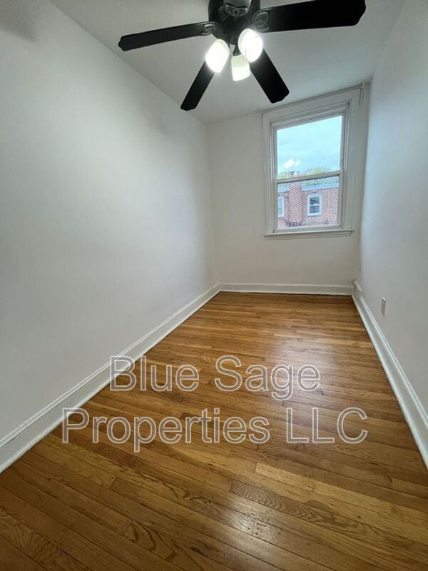 Building Photo - 229 Spruce St