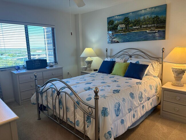 Building Photo - Check out this view from the 7th floor overlooking the gulf of America!!! SEASONAL/OFF-SEASONAL O...