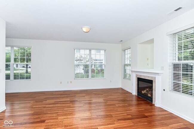 Building Photo - 4012 Weston Pointe Dr