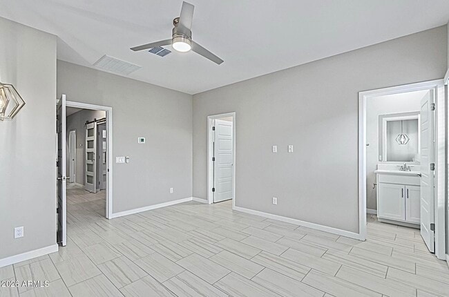 Building Photo - 2134 W Harmont Dr