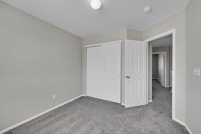 Building Photo - $2,295.95 - 4 bedroom, 2.5 baths, Charming home in Fountain with Big Fenced in Yard!