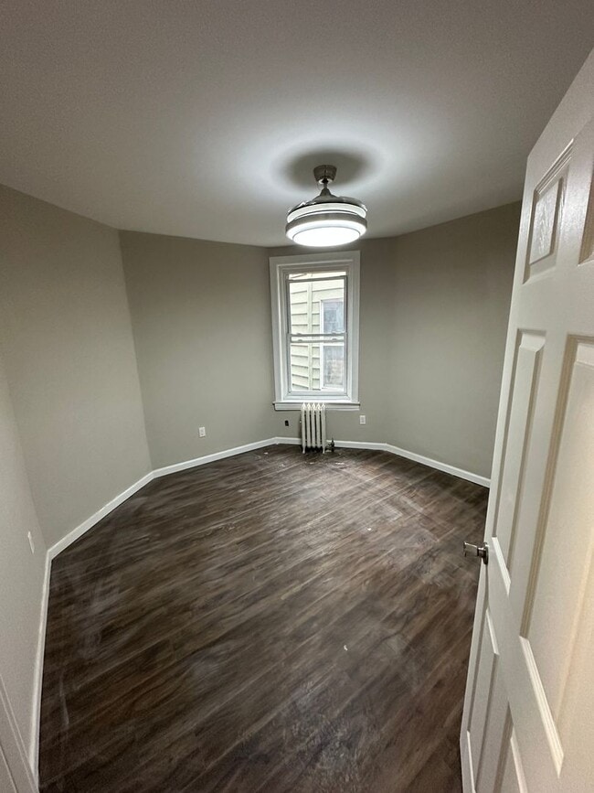 Building Photo - 6109 Jefferson St