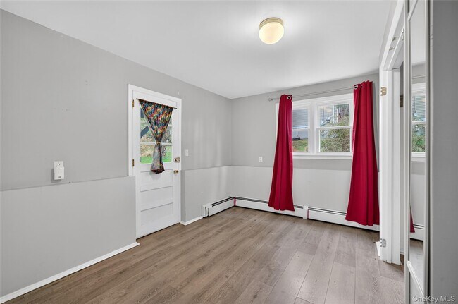 Building Photo - 20 Peter Bush Dr